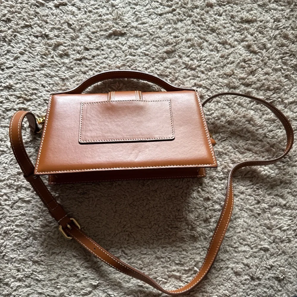 Jacquemus Tan Leather Shoulder Bag - Picture 4 of 7
